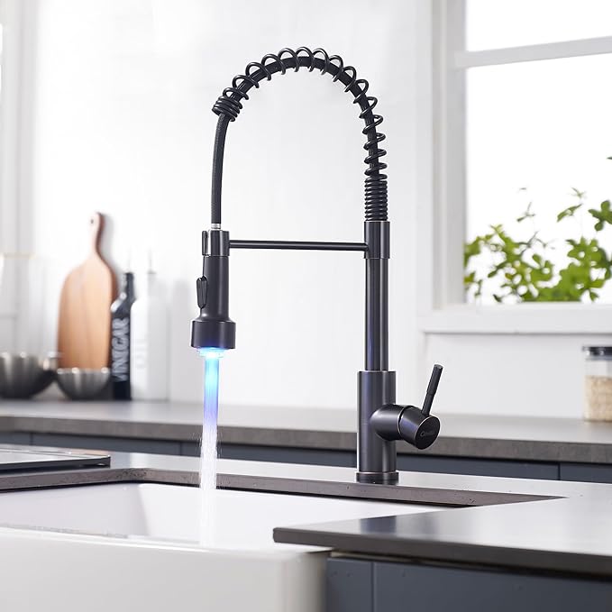 GIMILI Oil Rubbed Bronze Kitchen Faucet with Pull Down Sprayer Single Hole LED Sink Faucet, Suitable for Farmhouses, RV, Laundry Room, Outdoor, and Campers. Llave para fregadero de cocina