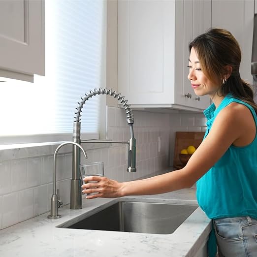AquaTru Under Sink Reverse Osmosis Water Filter System | Certified to Remove Lead, Chlorine, Fluoride, PFOA, PFOS and More for Pure Great-Tasting Water (AquaTru Under Sink)