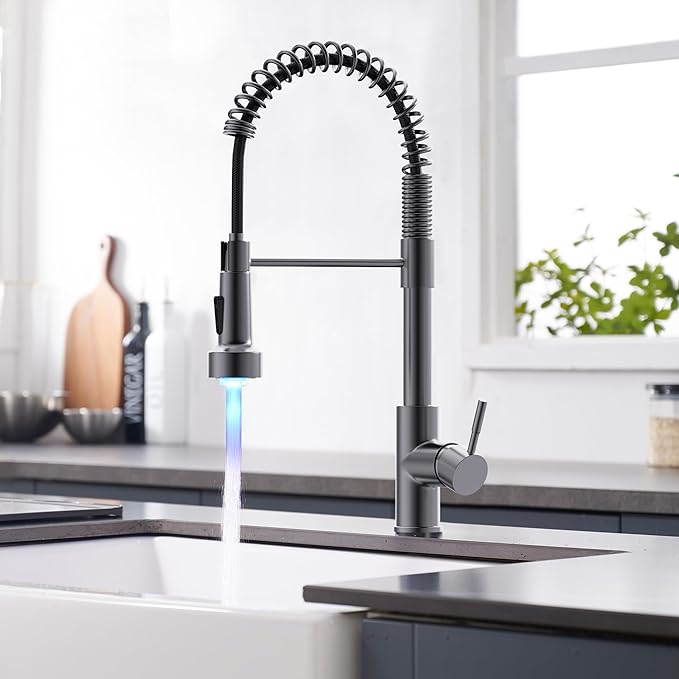 GIMILI Black Stainless Kitchen Faucet with Pull Down Sprayer Single Hole Stainless Steel LED Faucet, Suitable for Farmhouses, RV, Laundry Room, Outdoor, and Campers. Llave para fregadero de cocina