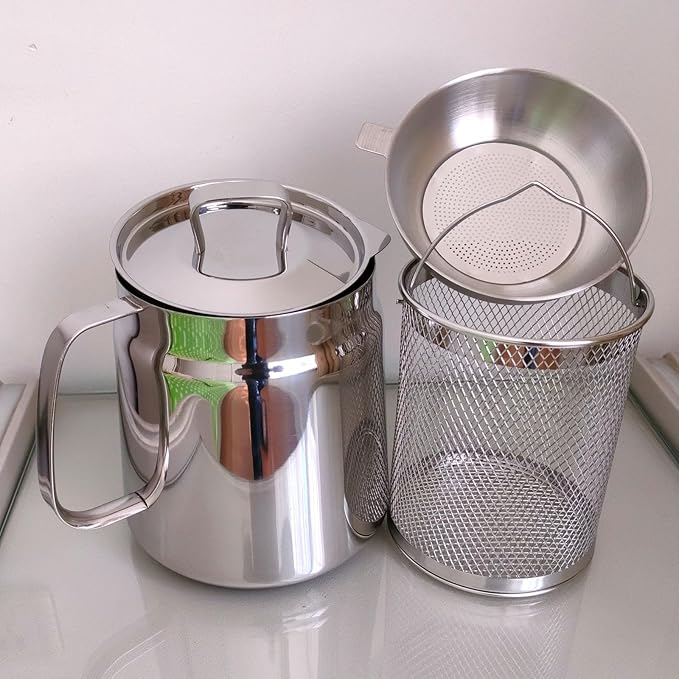2L/68oz 304 Stainless Steel Oil Filter Pot - Large Capacity Multifunctional Grease Container with Strainer & Frying Basket - Ideal for Kitchen & Camping(Bright)